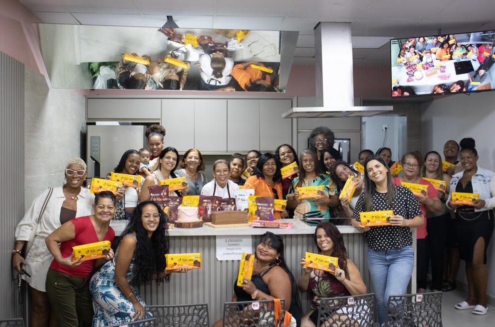 Consórcio Cristo Sustentável promoveu oficina de bolos com foco no Dia dos Namorados