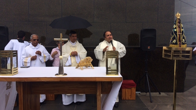 Cristo Redentor recebe peregrinação da Arquidiocese de Brasília