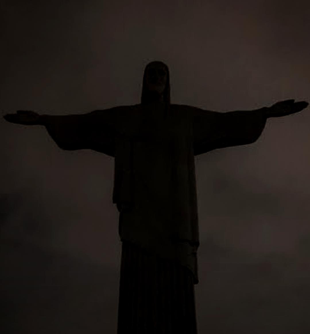 Cristo Redentor teve a iluminação desligada