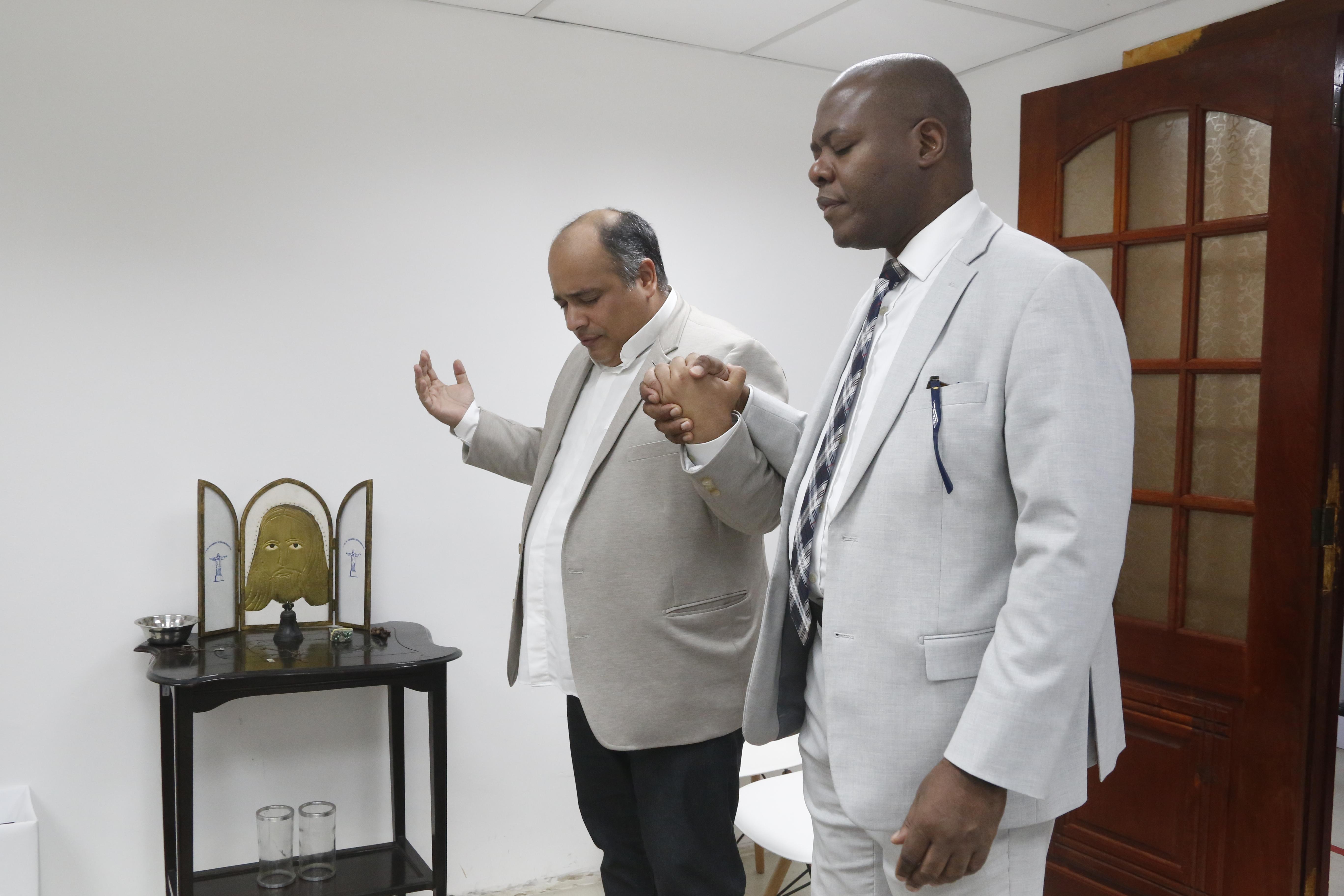 Ministro Silvio Almeida visita o Santuário Arquidiocesano Cristo Redentor