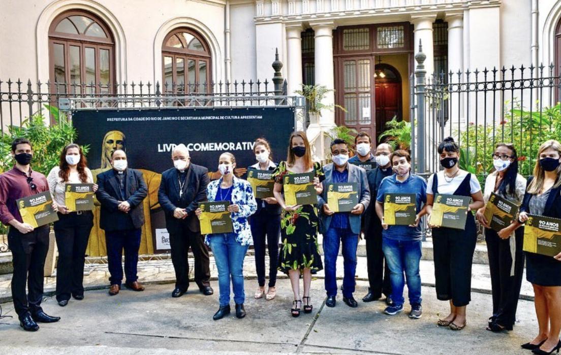 Lançamento do Livro "90 Anos de Braços Abertos para os Grandes Eventos"